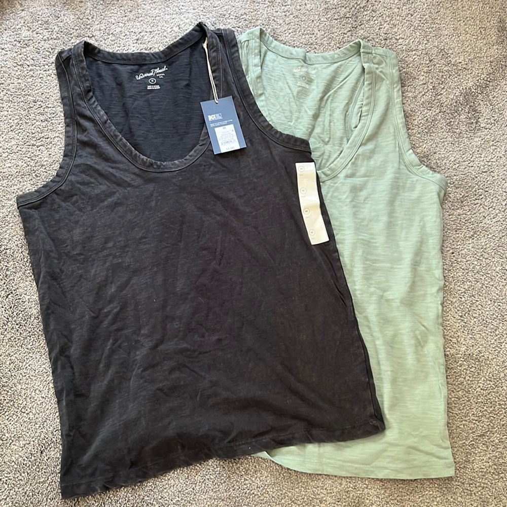 2 tank tops